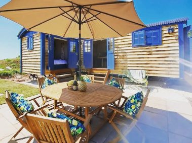 Our Shepherd Huts - How we build Shepherd Huts in Lincolnshire - Patio Furniture