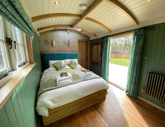 Our Shepherd Huts - How we build Shepherd Huts in Lincolnshire - A Bedroom