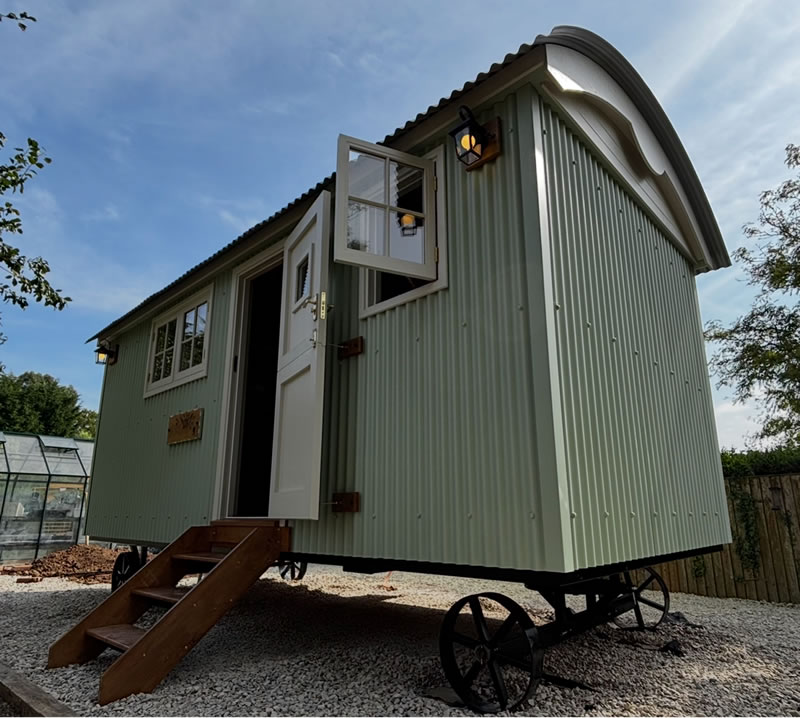 18ft x 8ft Shepherds Hut - The Hideaway - Luxury Shepherds Hut for sale