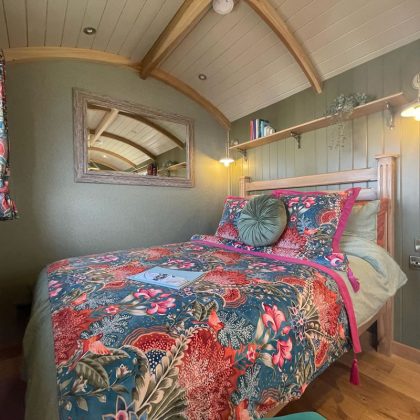 Bespoke Shepherds Hut to buy - Babooshka - 18ft x 8ft - Bedroom
