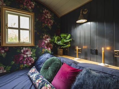 Bespoke Shepherds Hut to Buy - Church House - 18ft x 8ft - Bedroom