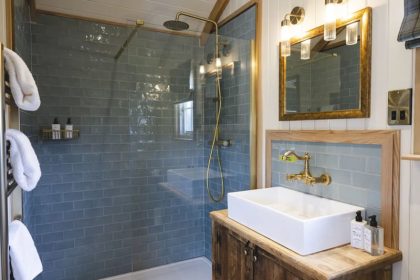 Bespoke Shepherds Hut to Buy - Holkham - 18ft x 8ft - Bathroom