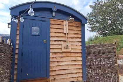 Bespoke Shepherds Hut to Buy - Mill Pond - 18ft x 8ft - Outside